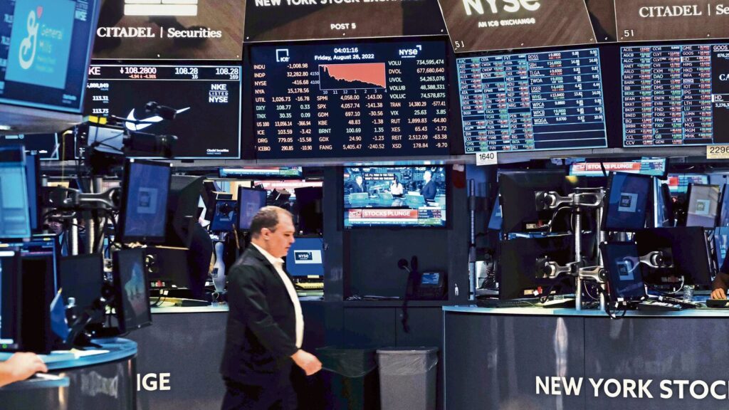 तकनीकी गड़बड़ी के कारण NYSE ने चुनिंदा शेयरों में कारोबार रोका